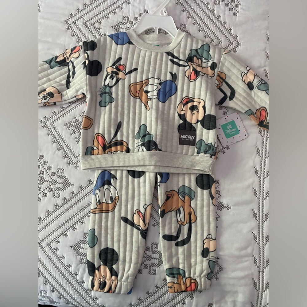 Disney Baby Allover Print Sweatsuit 18M |Mickey Goofy Donald Duck 2-Piece Set